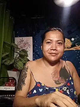 TabooSHOWgirl18 Show in webcam
