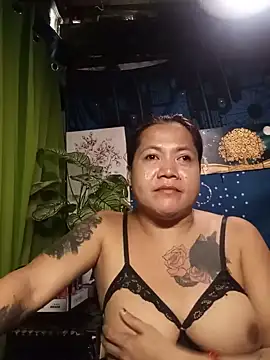 TabooSHOWgirl18 在線直播表演