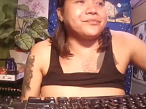 TabooSHOWgirl18 Pertunjukan Webcam
