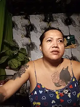 TabooSHOWgirl18 Show Webcam