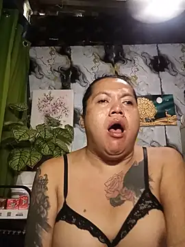 TabooSHOWgirl18 Show Webcam