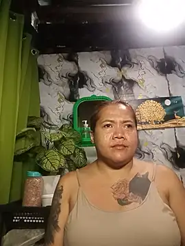 TabooSHOWgirl18 Pertunjukan Webcam