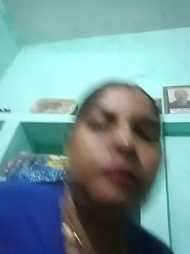 Pertunjukan Kamera Web Rasiya_5