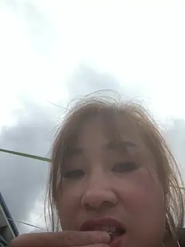 Show de Linh_sexyy na webcam