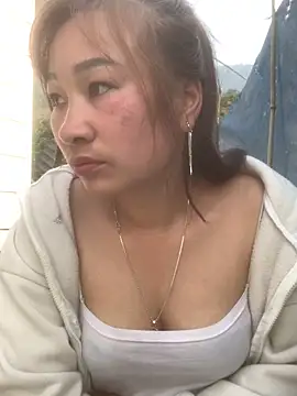 Webkamerová show Linh_sexyy