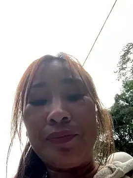 Webkamerová show Linh_sexyy