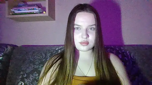 BratzDollVibes Show in webcam