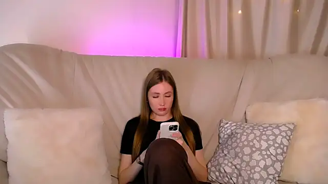 EllyColins Live Chatrum