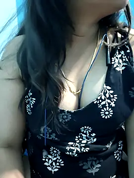 Model_Show01 Adlı Modelin Web Kamerası Şovu