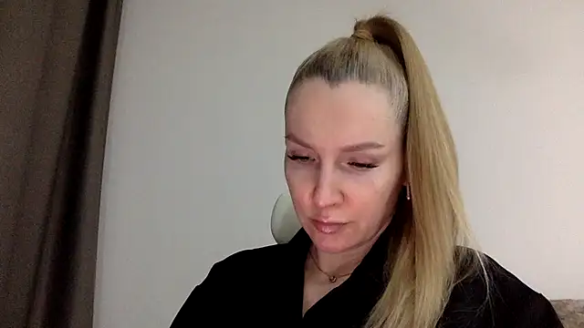 Neralithn Live XXX chat