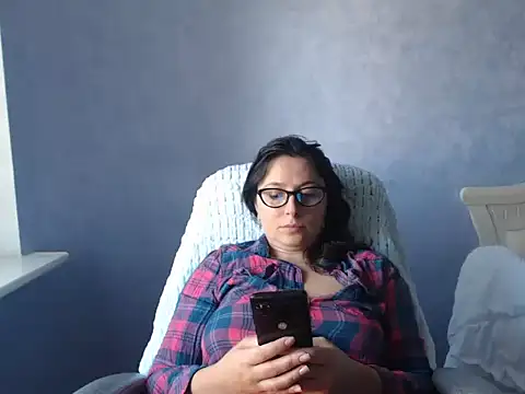LuckyLisa23's Live XXX Chat