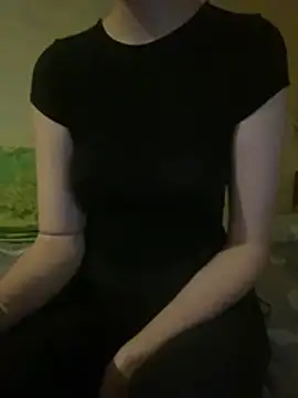 KittieCreme – Naživo XXX chat