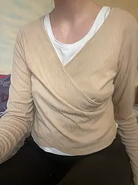 KittieCreme's Live XXX Chat