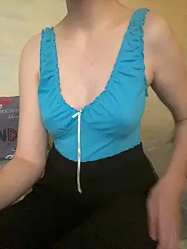 XXX chat uživo modela KittieCreme