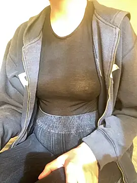 KittieCreme's Live XXX Chat