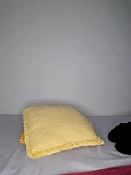 Živá chatovací místnost CertifiedhottieXOXO