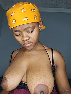 CertifiedhottieXOXO's Webcam Show