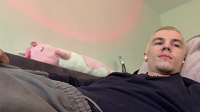 Jeremy1Scott 网络视讯表演