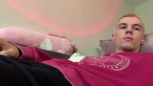 Jeremy1Scott 在線直播表演
