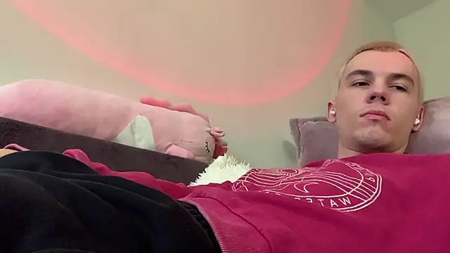 Jeremy1Scott 在線直播表演