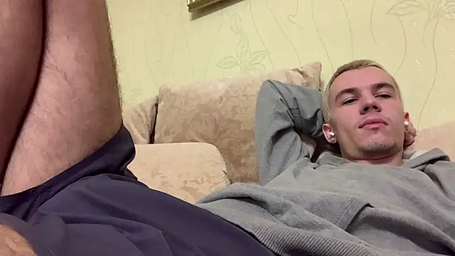 Jeremy1Scott Adlı Modelin Web Kamerası Şovu