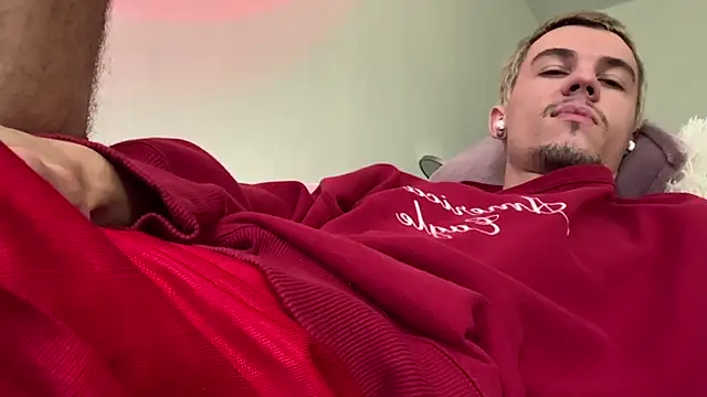 Jeremy1Scott: διαδικτυακό σόου στην κάμερα