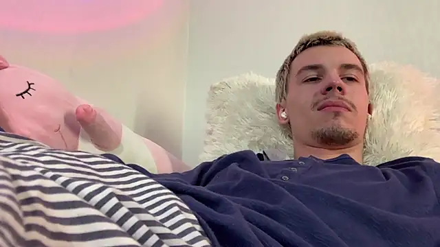 Pokazy przed kamerką – Jeremy1Scott