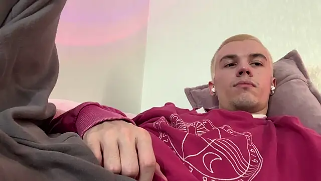 Jeremy1Scott 网络视讯表演