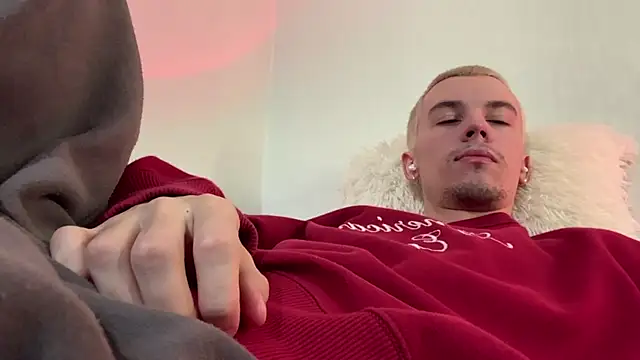 Jeremy1Scottのウェブカメラショー
