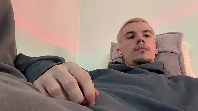 Jeremy1Scottn Webbikameraesitys