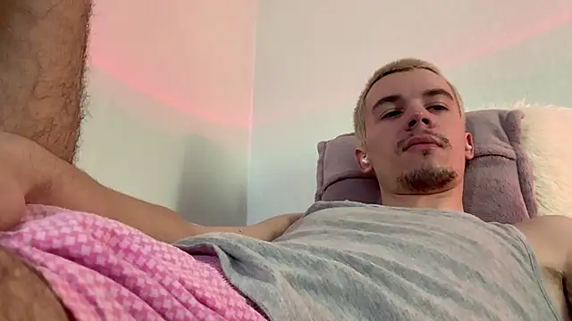 Jeremy1Scott Webcamshow