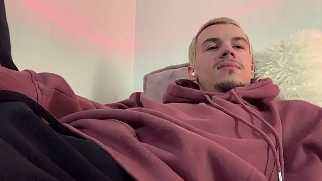 Jeremy1Scott Show in webcam