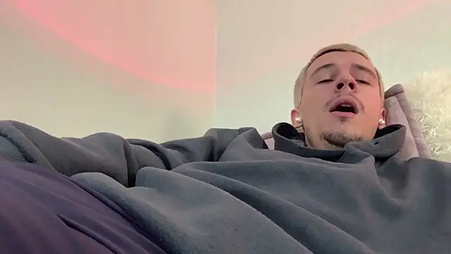 Jeremy1Scottn Webbikameraesitys