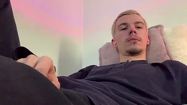 Jeremy1Scott Show in webcam