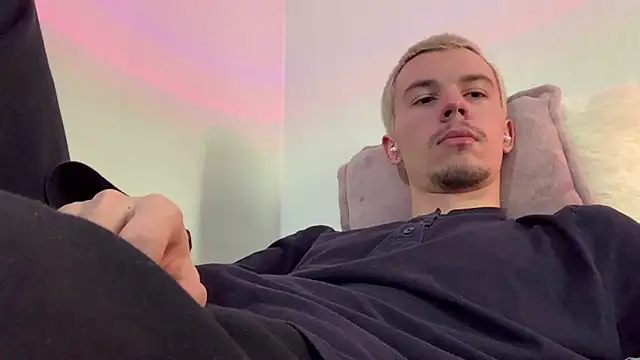 Jeremy1Scott 网络视讯表演