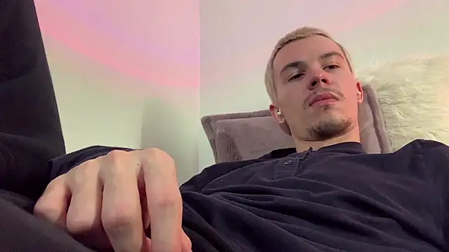 Jeremy1Scottのウェブカメラショー