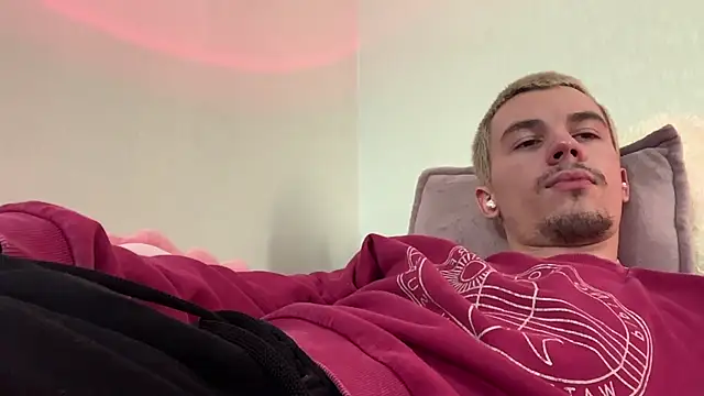 Jeremy1Scottのウェブカメラショー