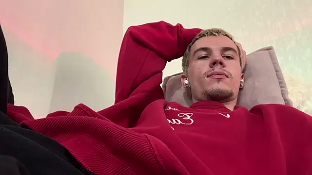 Pokazy przed kamerką – Jeremy1Scott