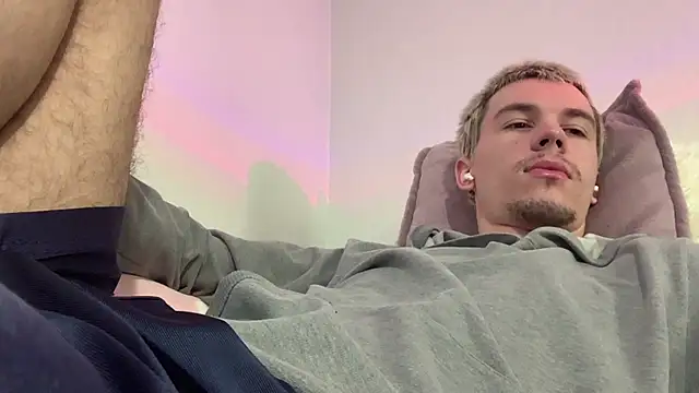 Jeremy1Scottのウェブカメラショー