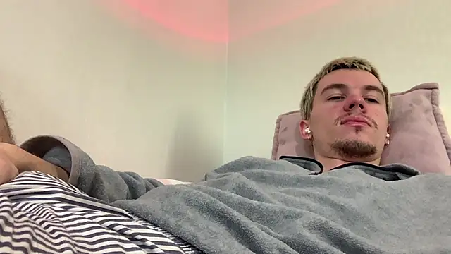 Jeremy1Scott Chat XXX in diretta