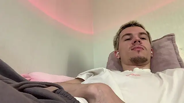 Jeremy1Scott Webcam show