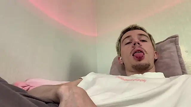 Jeremy1Scottのウェブカメラショー