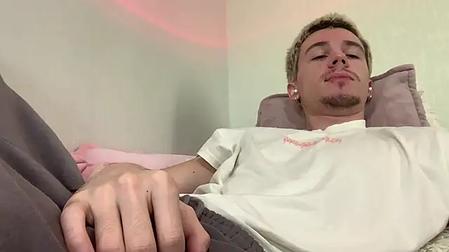 Jeremy1Scott Show in webcam