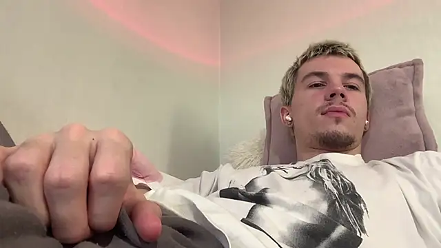 הופעת וובקאם של Jeremy1Scott