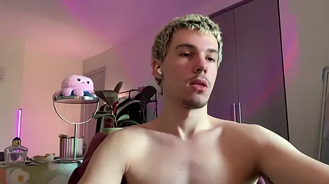 عرض كام Jeremy1Scott