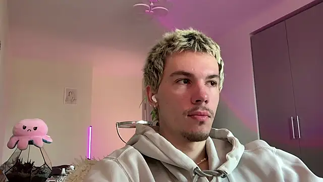 Jeremy1Scott Webcam show