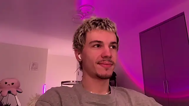 عرض كام Jeremy1Scott