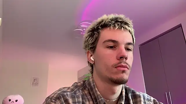 Jeremy1Scottn Webbikameraesitys