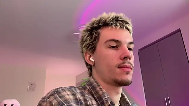 عرض كام Jeremy1Scott