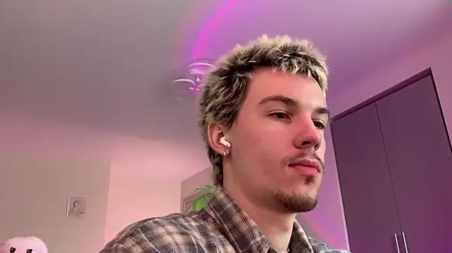 Jeremy1Scott's Webcam Show